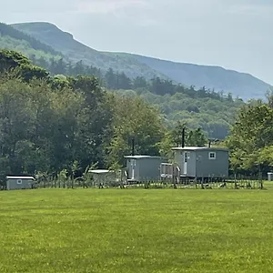 Rosemary Shepherds Hut, Clay Bank Huts Campsite Ingleby Greenhow